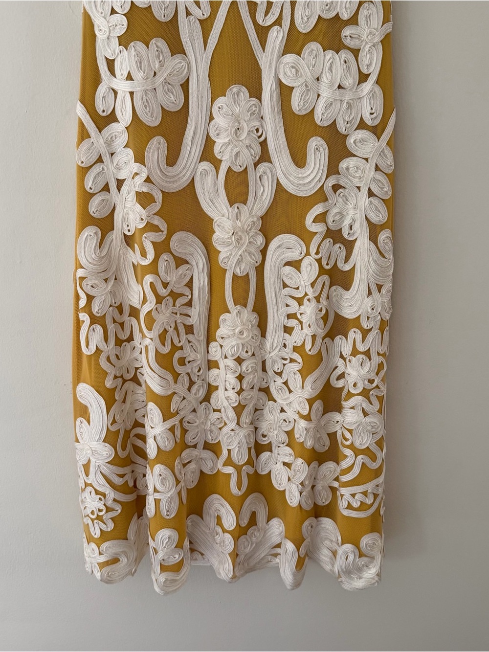 Sundance Dress Midi Mesh Appliqué Sleeveless Yellow Size Small Wedding Guest - Picture 10 of 10